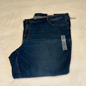 Old Navy-Mid-Rise Kicker Boot-Cut Jeans NWT